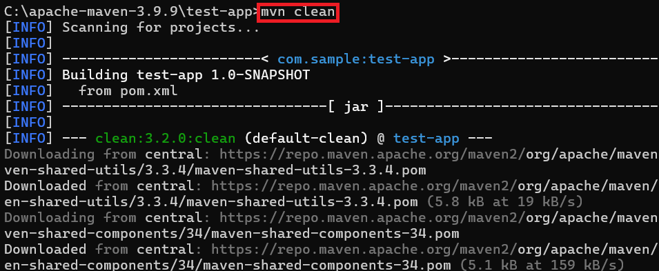 mvn cleanのコマンド実行の画面