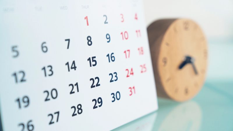 カレンダーと時計でスケジュール管理